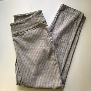 Mario Serrano gray pattern leggings size 8
